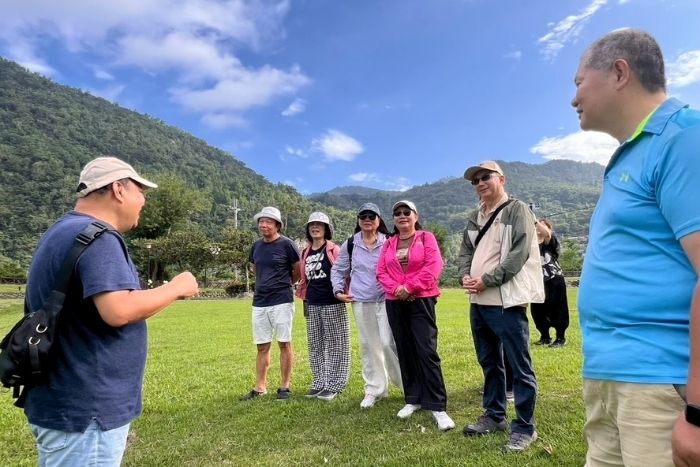 以知本國家森林遊樂區生態探索為主軸，透過森林步道觀察與導覽解說，學習森林植物、生態系統與自然環境特色